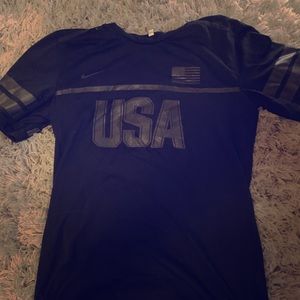Black USA shirt